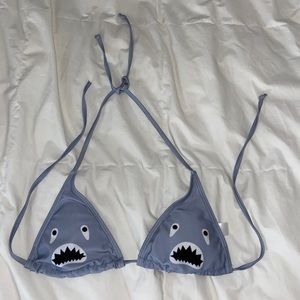 Shark bikini top S